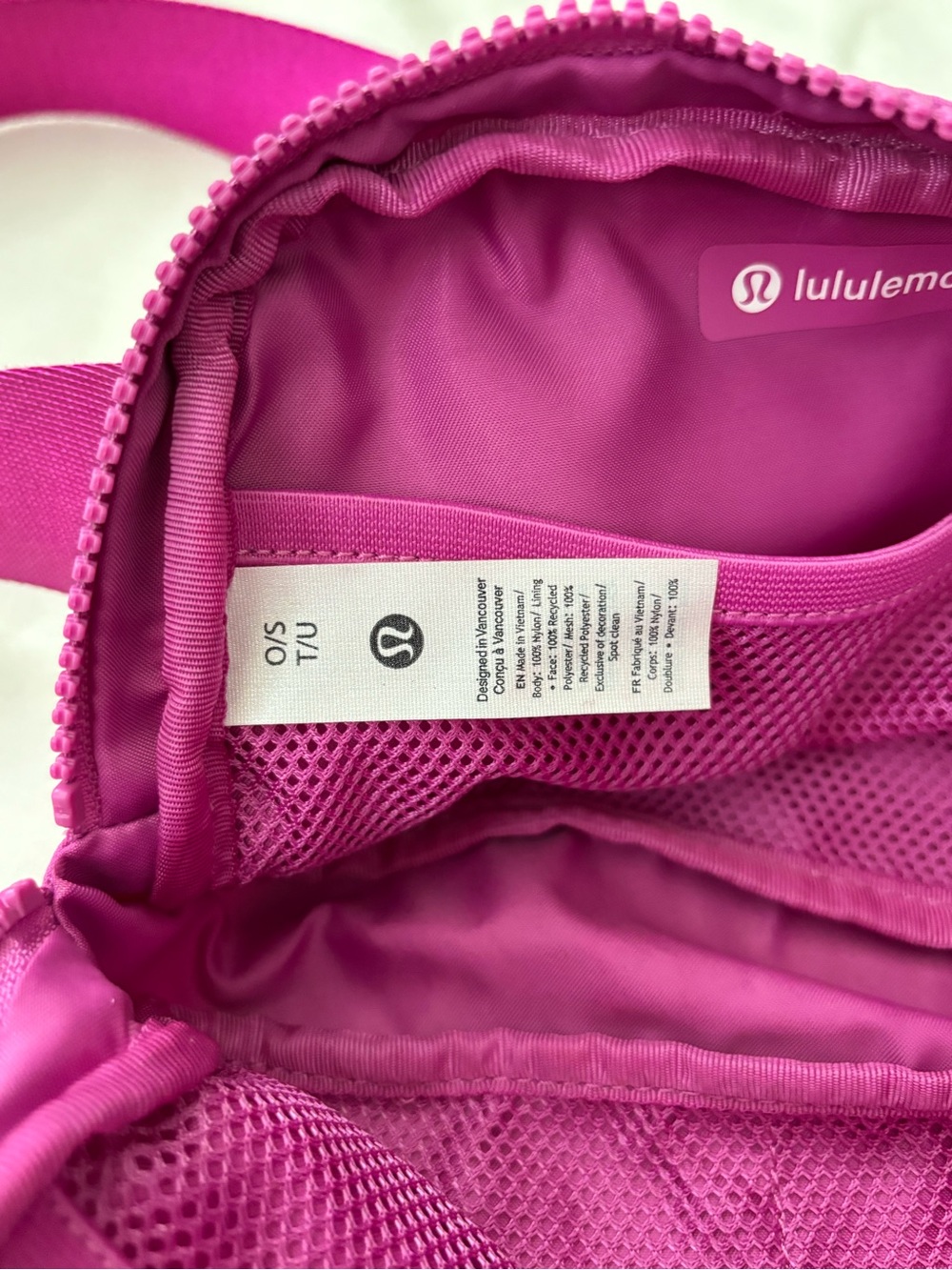 Lululemon Everywhere Belt Bag 1L Pink Crossbody Waist Bag - Picture 9 of 11